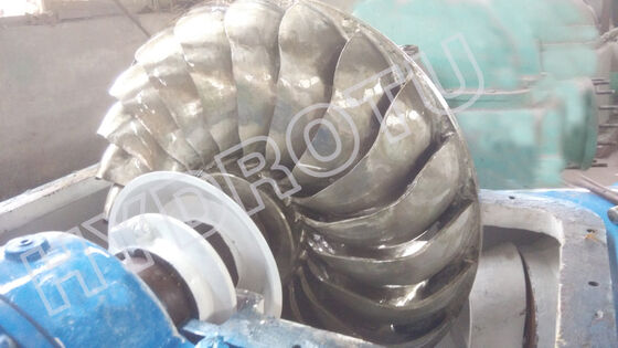 100KW-2000KW değerli çıkış, paslanmaz çelik koşucu ve hidroelektrik santralleri için% 88 verimlilik ile Turgo hidro türbini
